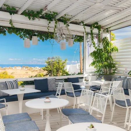 ホテル Anthousa アポロニア