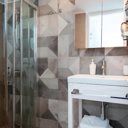 Anthousa ホテル 2*