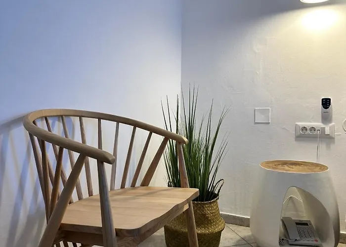 Anthousa アポロニア