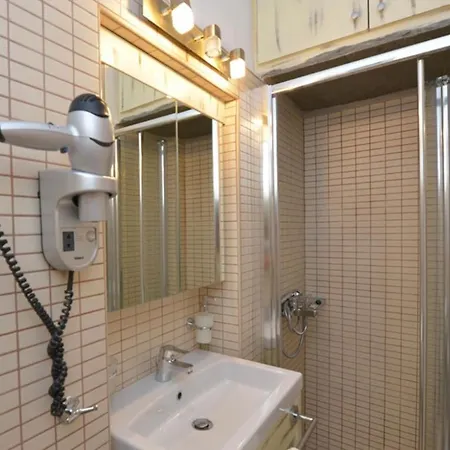 Anthousa ホテル アポロニア