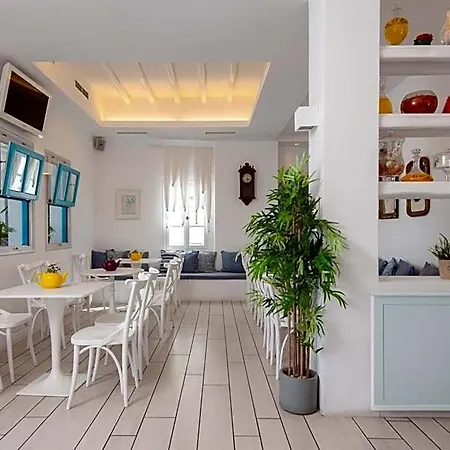 Hotel Anthousa